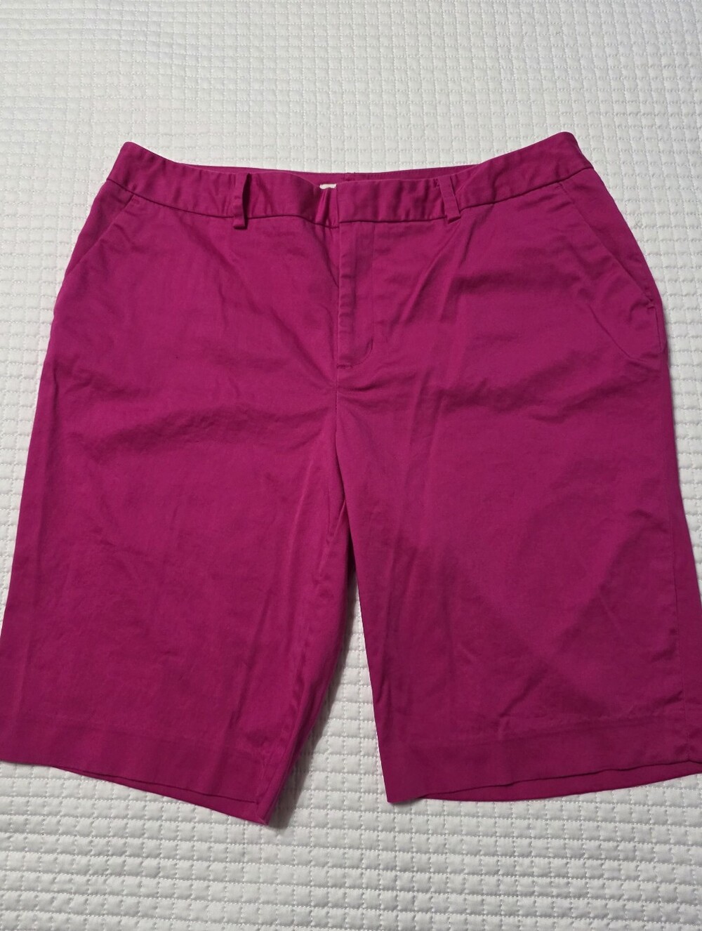 Coldwater Creek Natural Fit Bright Magenta Casual Bermuda Shorts